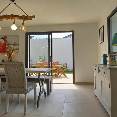 Bleu Soleil * Hauteville-sur-Mer